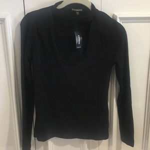 Black long sleeve fitted choker-Tee